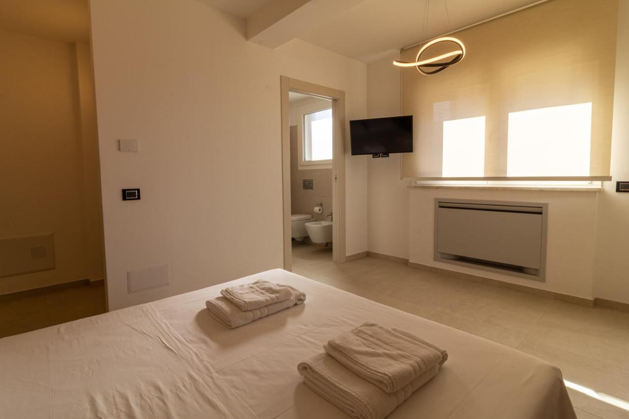 Istai Poetto Apartment Кальяри Экстерьер фото